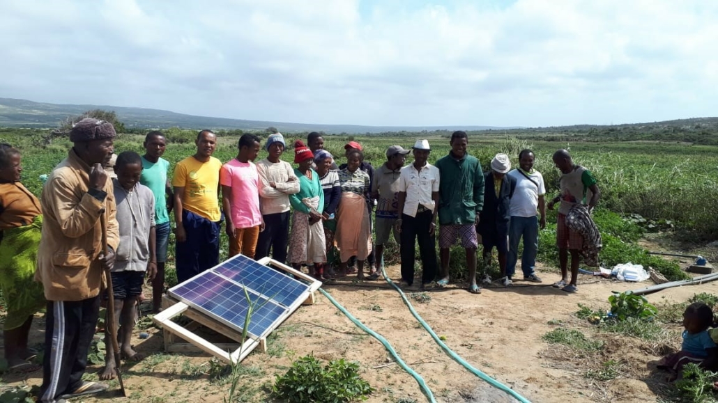 Pompe à eau solaire pour bovins - AGRITECHNOLOGIES